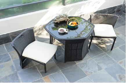 如何挑选户外桌椅？这篇攻略请收下