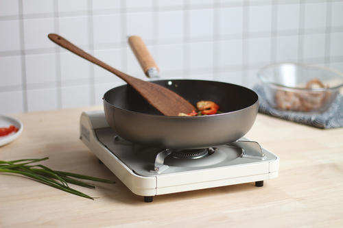 帝伯朗不粘锅三件套,帝伯朗钛钻不粘锅测评