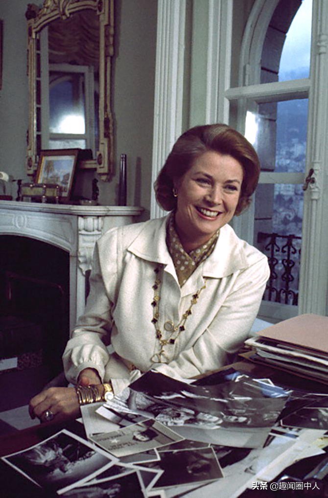 明星戴梵克雅宝四叶草,梵克雅宝四叶草博主