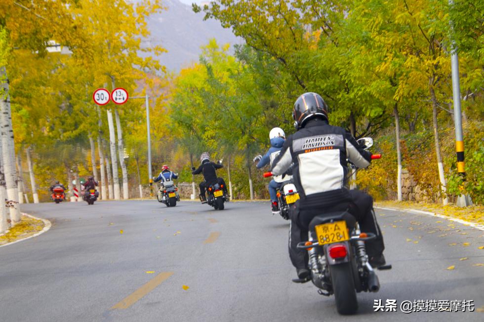 哈雷2020款顶级豪华版,2018款哈雷继承者霸气十足