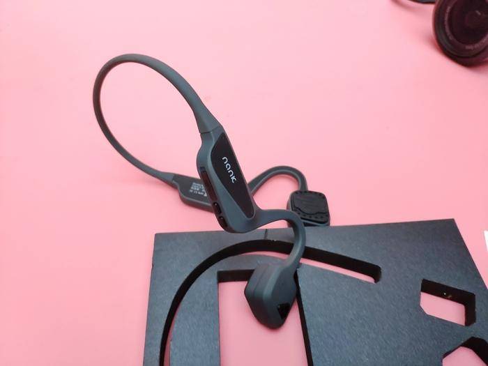 南卡骨传导耳机runnerpro如何使用,开箱测评南卡runnercc骨传导耳机