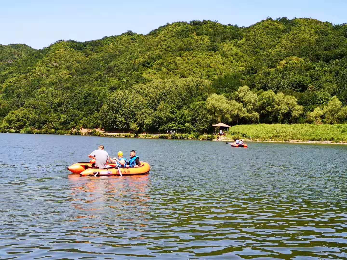 北京延庆周边野游有山有水,北京延庆山顶草甸