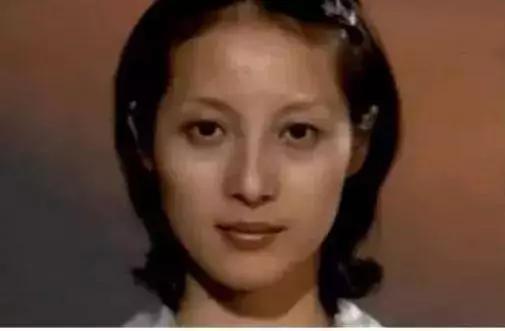 骨相不好能自救？毛戈平为国人研制粉底，李佳琦1晚卖空4万件