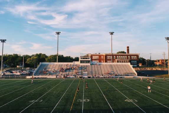 不知道该选什么学校好,不知道怎么选学校应该问谁