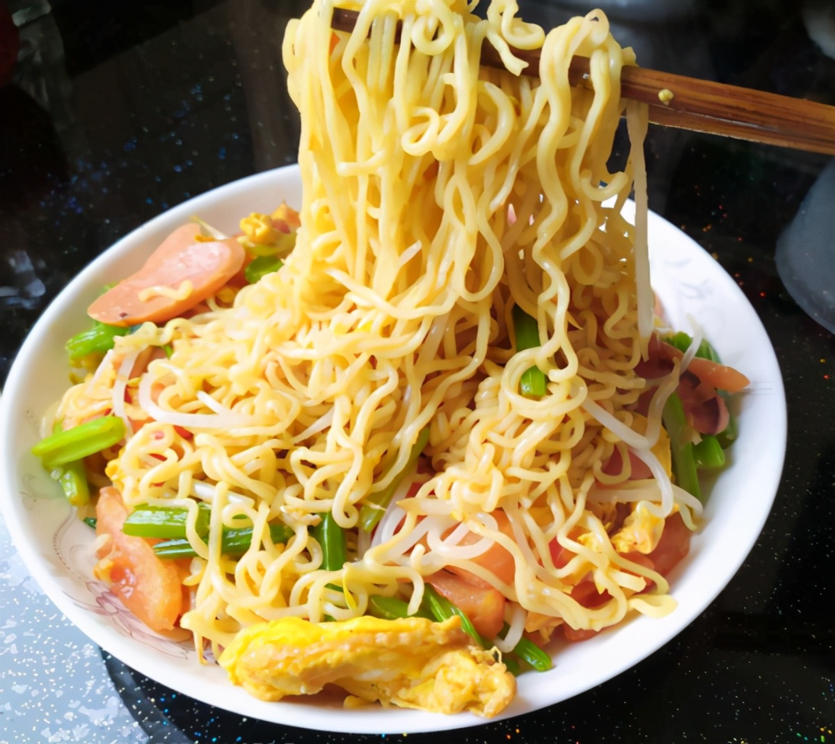 为什么被称为垃圾食品的泡面,泡面到底是垃圾食品还是健康食品