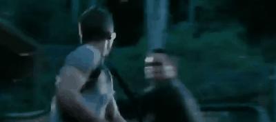 推荐两部生猛的办公室大逃杀电影,最火爆的大逃杀电影