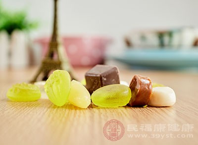 老年人血糖低会出现什么症状,血压低会出现什么症状