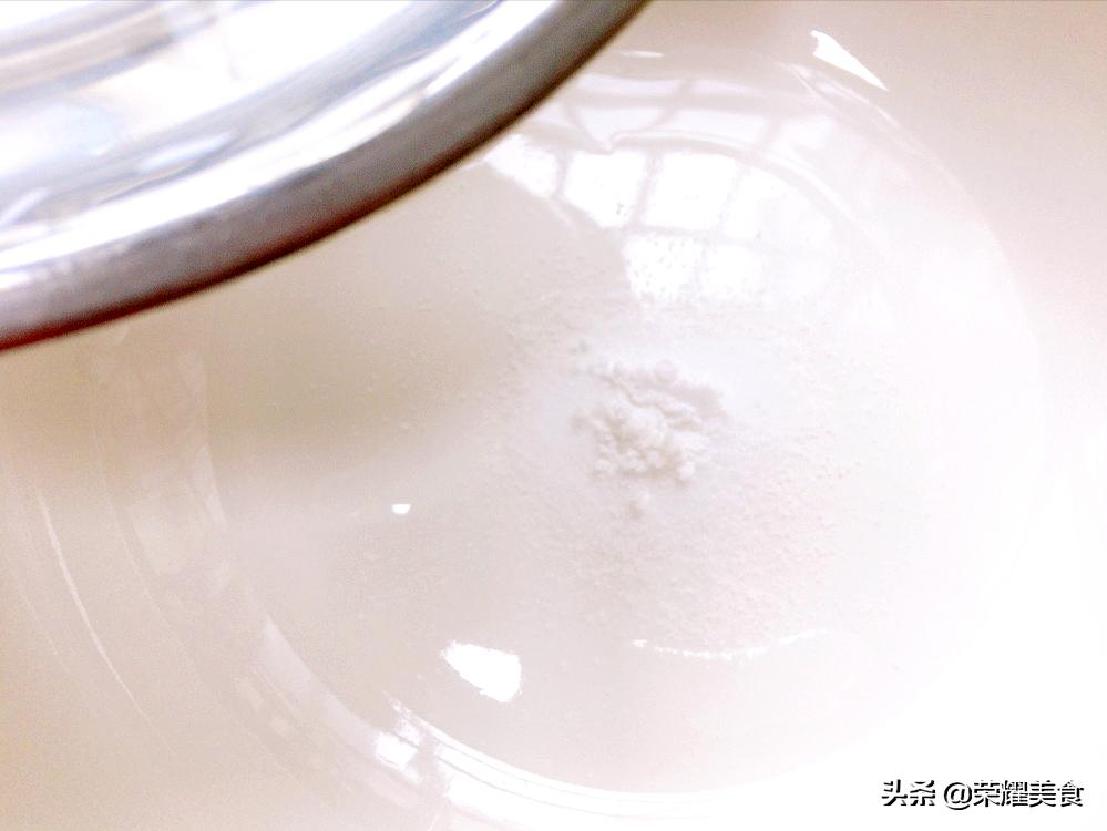 菠萝不用蘸盐水可以直接吃么,菠萝不辣嘴的方法