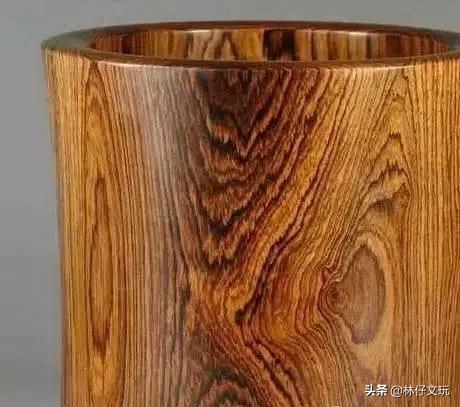 大叶黄花梨的鉴别方法,白酸枝和微凹黄檀哪个好