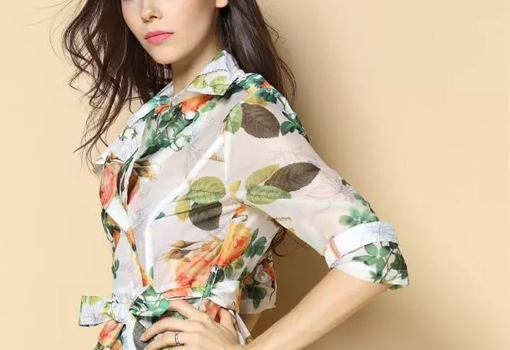 新衣服褪色用什么方法洗,新衣服如何防止衣服掉色