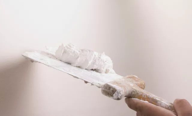 批刮腻子需要掺胶吗,腻子批刮教程