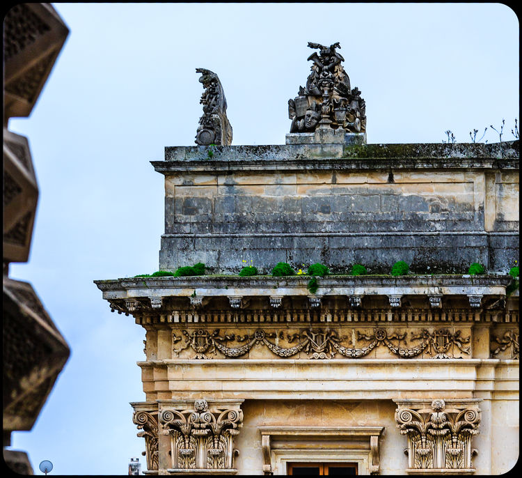 情迷西西里：漫步“蜜糖小城”诺托，感受巴洛克建筑艺术的灵动、浪漫与激情