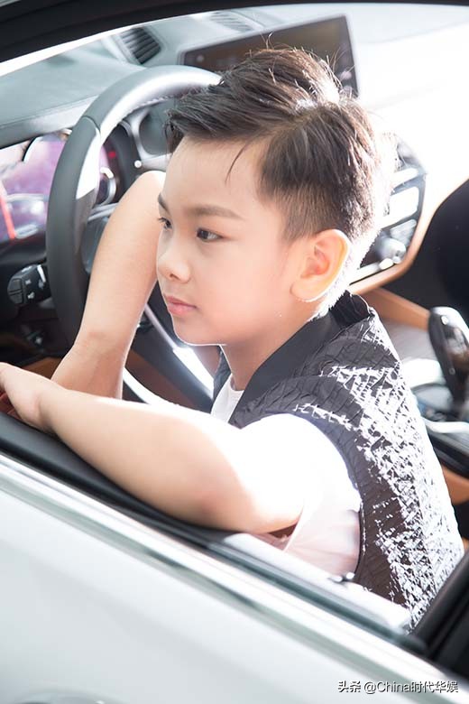 时代华娱星耀时代播报小主播——林琳期