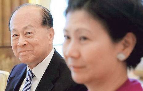 李嘉诚的红颜知己周凯旋有孩子吗,李嘉诚和红颜知己周凯旋郊游