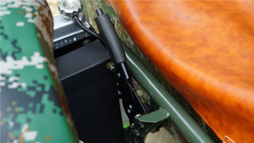 银钢300边三轮复古版缺点,银钢300挎斗三轮摩托车