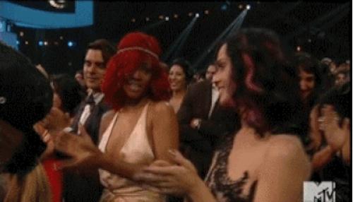 认识蕾哈娜（Rihanna）吗？关于她26件你也许不知道的事