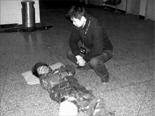 他因家庭残缺导致心理变态,最终走向罪恶深渊!