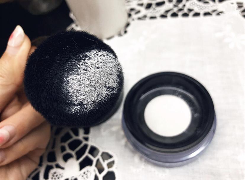 适合油皮的控油散粉,适合油皮混油皮的粉饼散粉