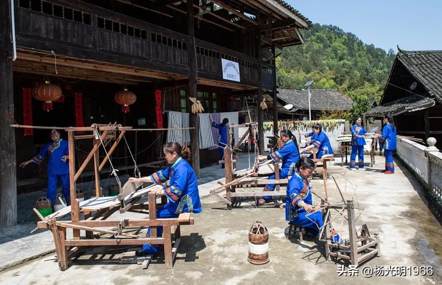 天柱山清水秀风光美,天柱青山绿水