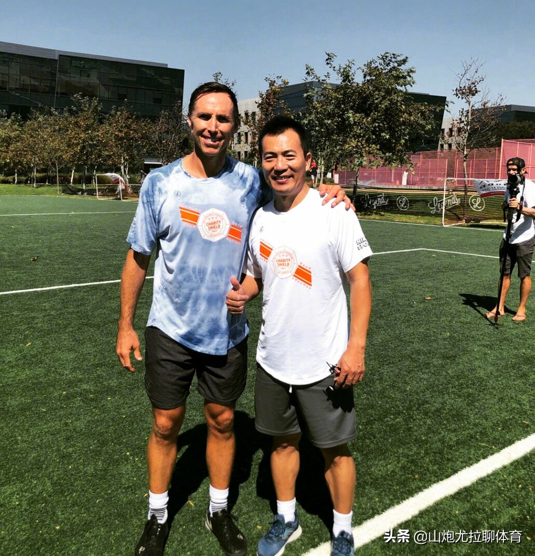 黄健翔最后一次射球,黄健翔英格兰90分钟结束战斗