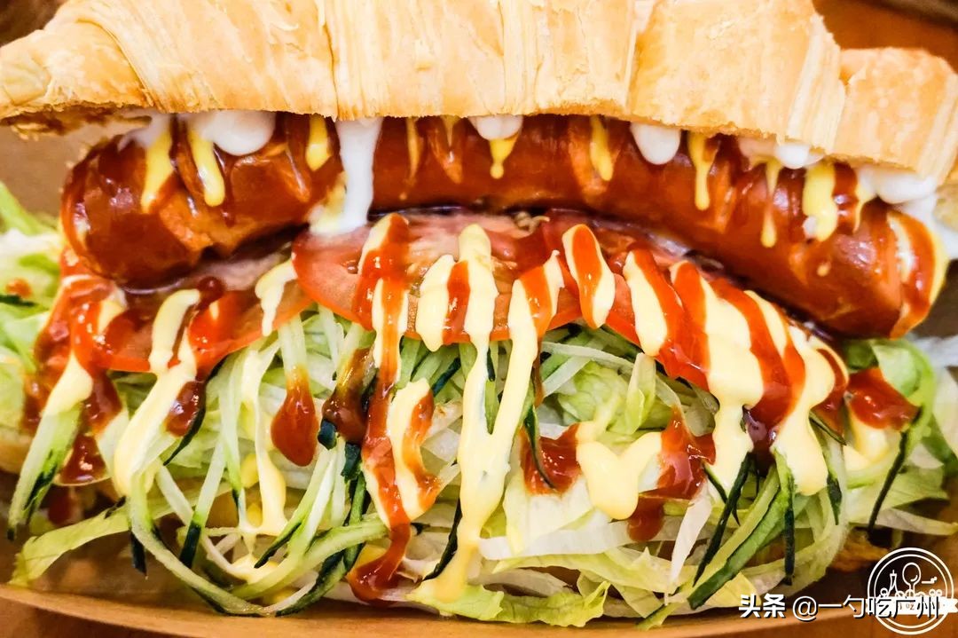 神经病啊！在泰国卖100的绿奶茶这只卖18？真相竟是老板有租收..