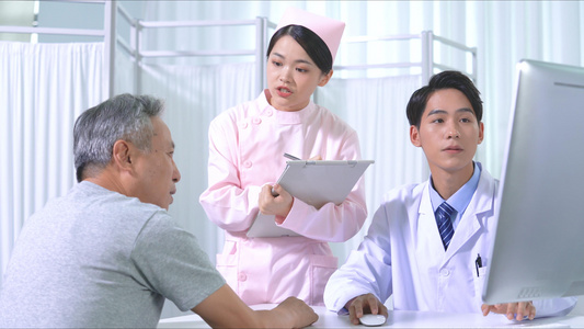 好发于男性的长骨造釉细胞瘤,常采用手术的方式进行治疗