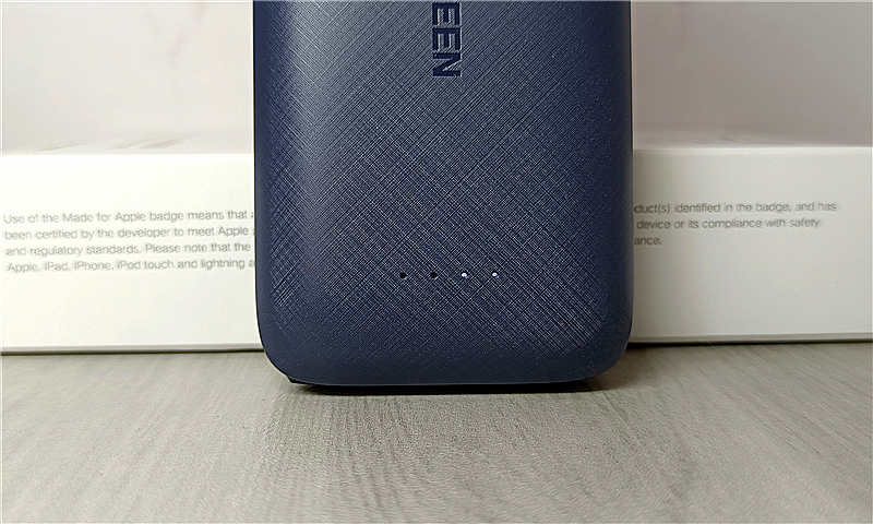 atl电芯手机电池,绿联双向快充移动电源测评