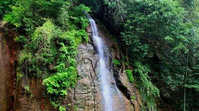 浙江有哪些有瀑布的旅游景点,浙江旅游景点推荐瀑布