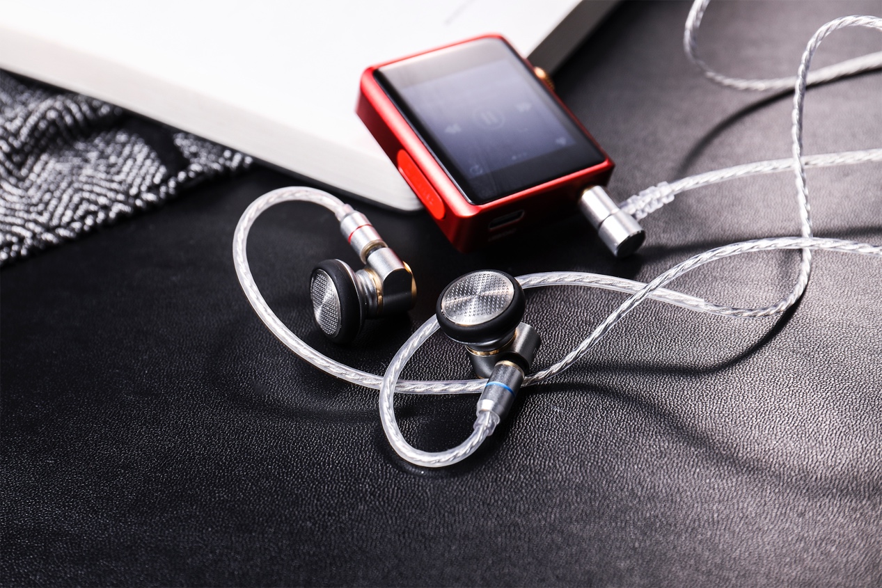 阿思翠天琴座和lyranature,阿思翠lyranature耳机