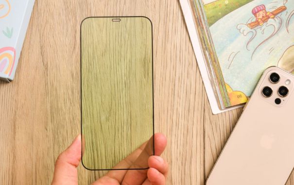 手机钢化膜哪一款的好用质量好,好用的手机钢化膜推荐