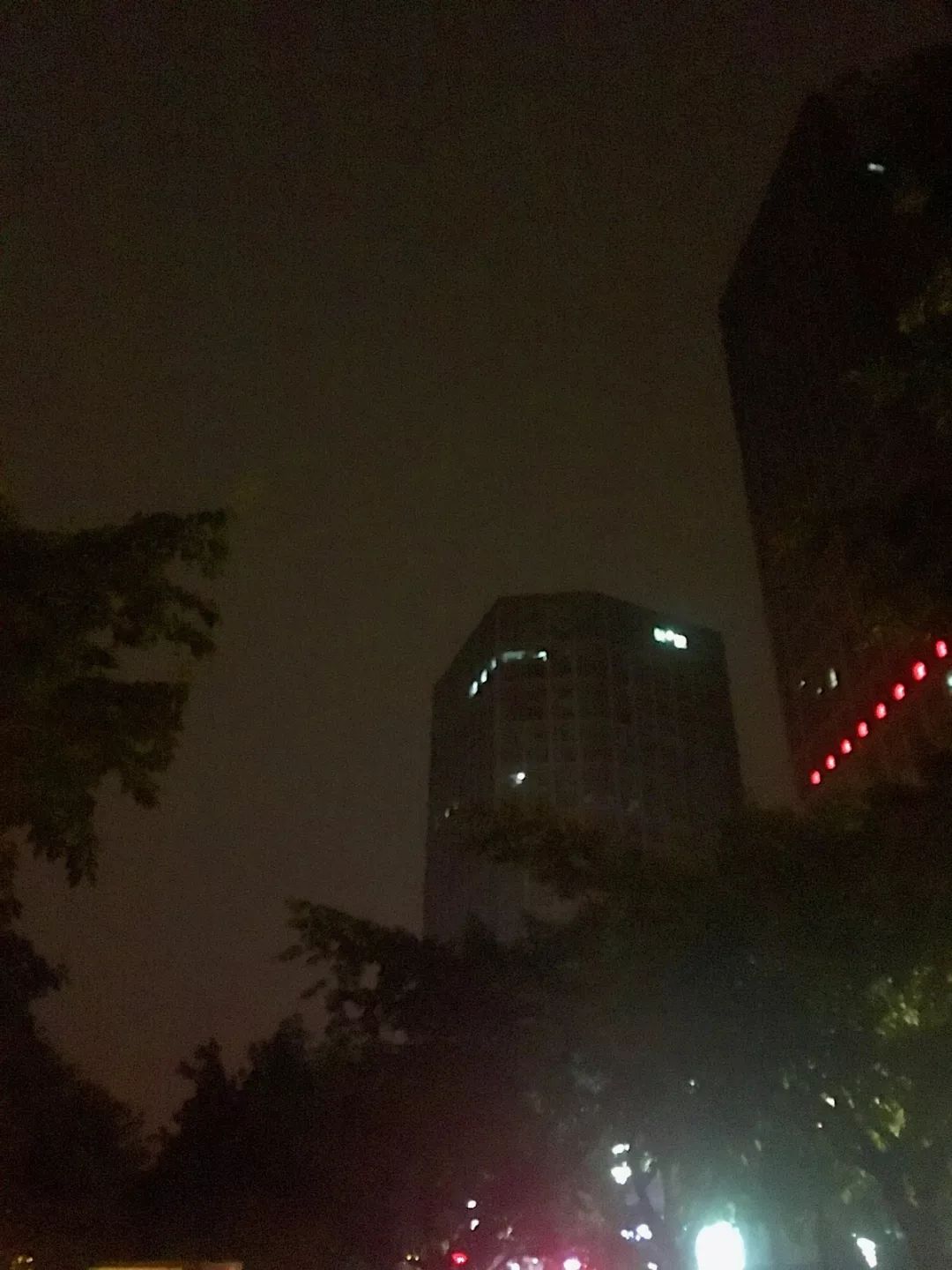 当你抱怨生活太苦,当你抱怨生活又苦又累的时候