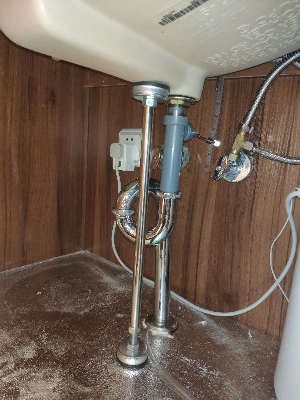 台下盆掉了怎么重新装,台下盆掉了怎么维修安装全过程