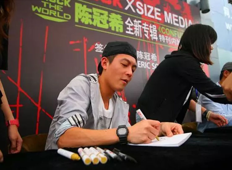 看不懂手表丢人吗,30岁戴卡西欧合适吗