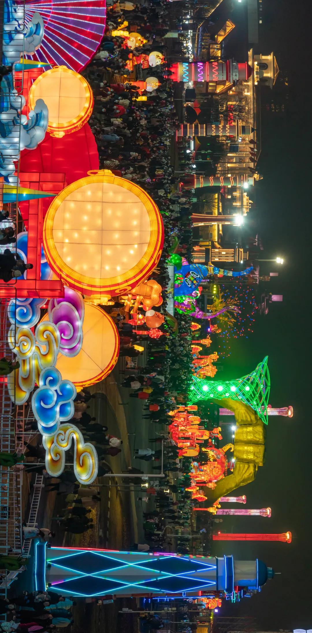 青岛西海岸金沙滩啤酒城,青岛金沙滩啤酒城简介