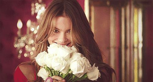 绝了！带着香气*弹炸**逛街，喷一喷袪味留香，吃完火锅衣服不沾味