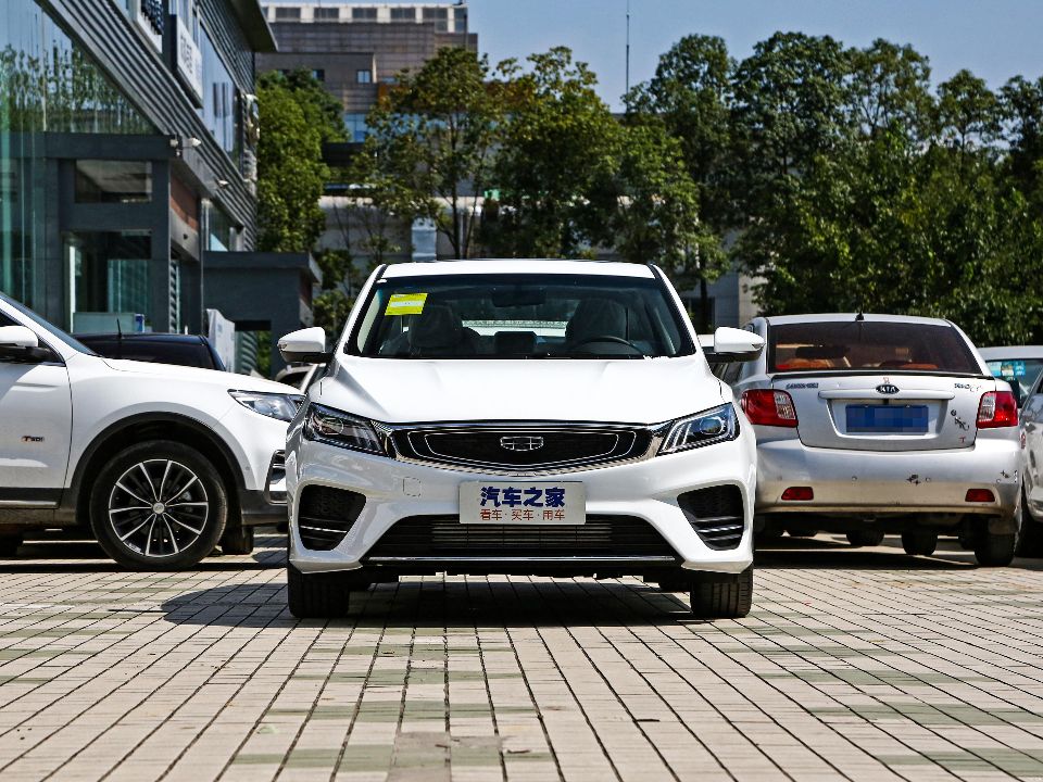轩逸vs雷凌,轩逸vs双擎雷凌