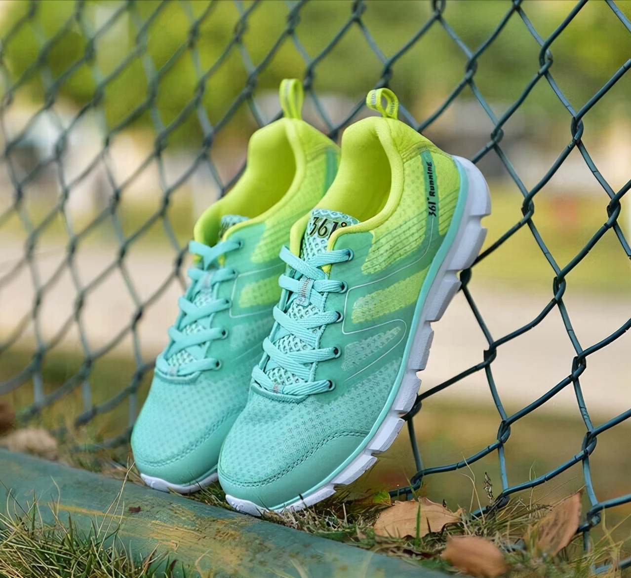 40岁还在吹唢呐，41岁借2千元创业，如今他身家几十亿