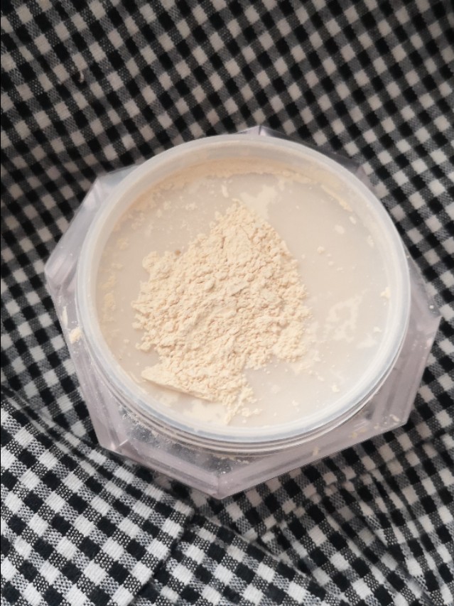 最近比较火的定妆散粉,最近最火的定妆散粉