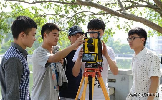 十九大报告公平而有质量的教育,云南和贵州哪个教育质量好一点