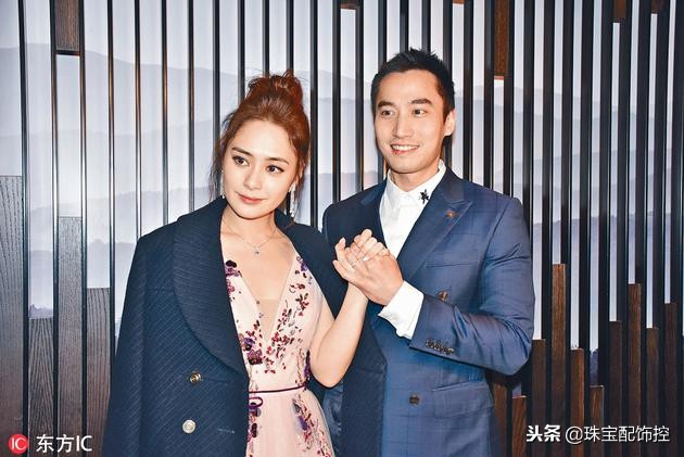 阿娇硕大钻戒完整版,阿娇戒指