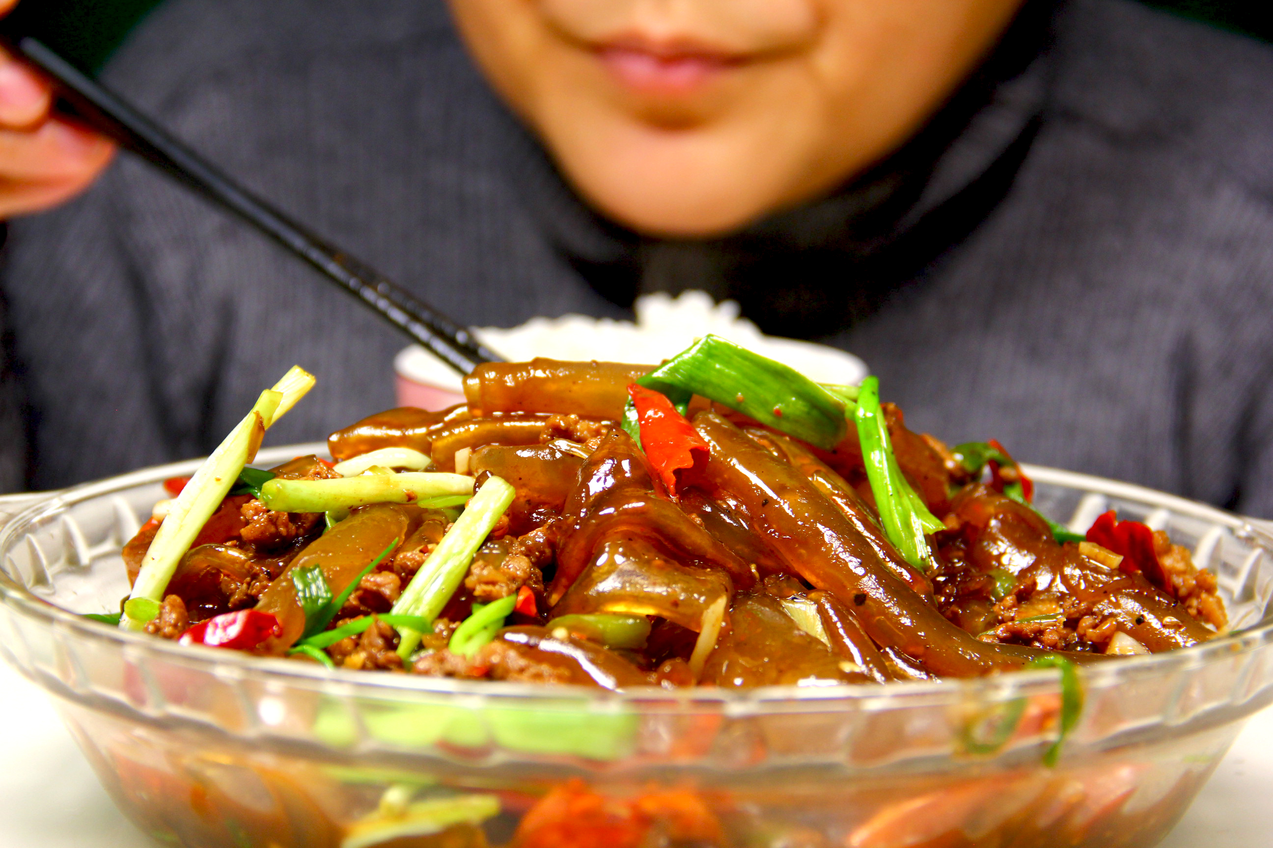 粉皮肉最简单的做法,肉末蒜焖粉皮最简单的做法