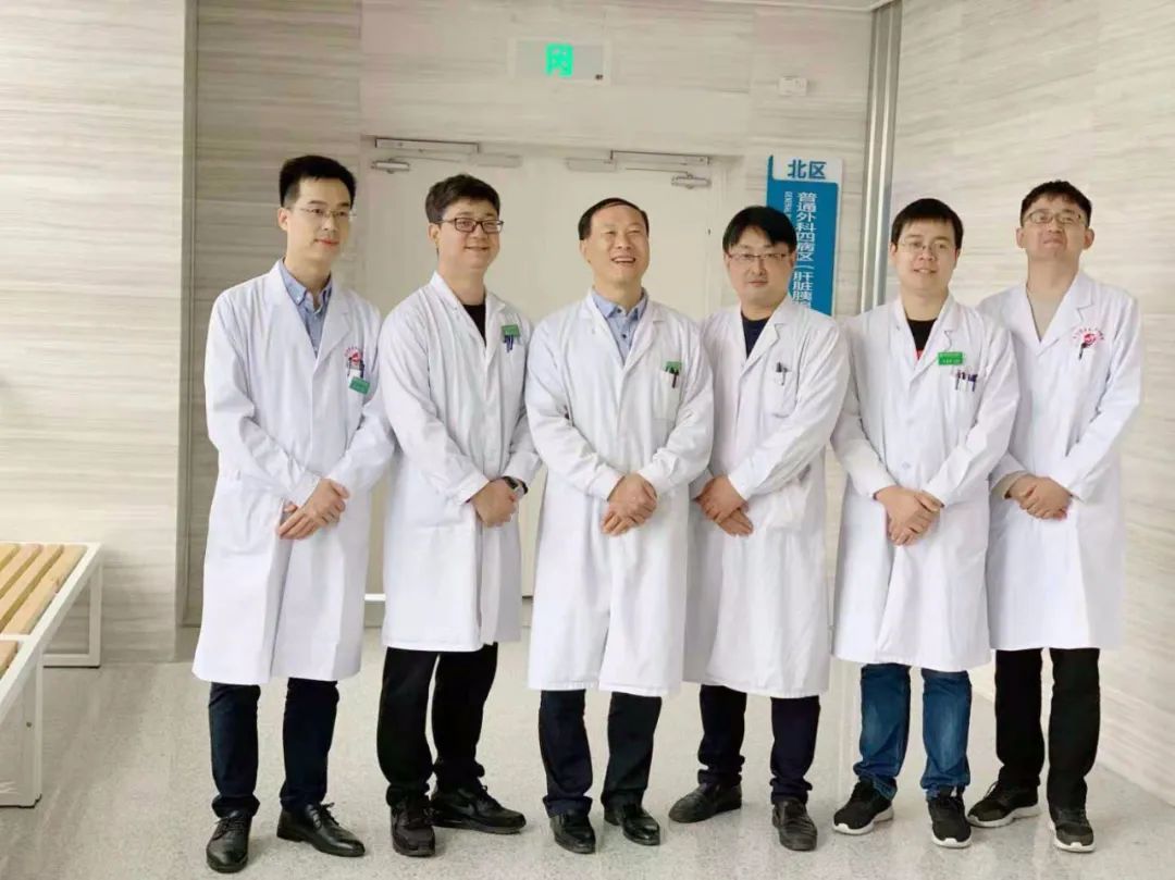 县中医院首例腹腔镜手术圆满成功,直肠癌腹腔镜手术成功案例