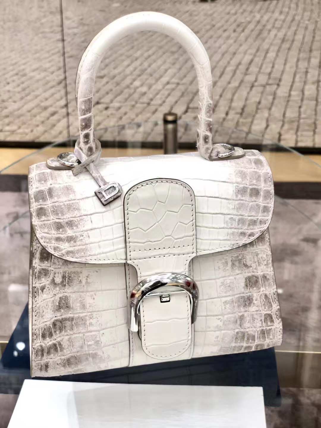 濂緢鍝佺墝delvaux,delvaux濂緢鍝佺墝