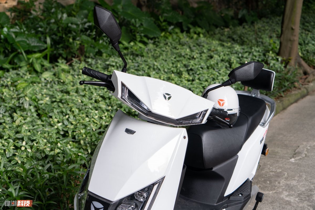 雅迪冠能t5电机是1200w还是800w,雅迪t5冠能版1200w和800w哪个好