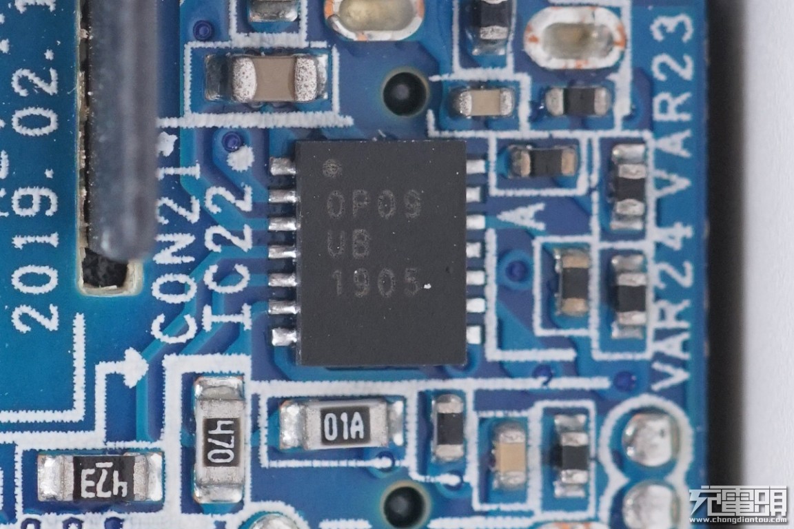 拆解三星s10+,拆解三星45瓦充电器