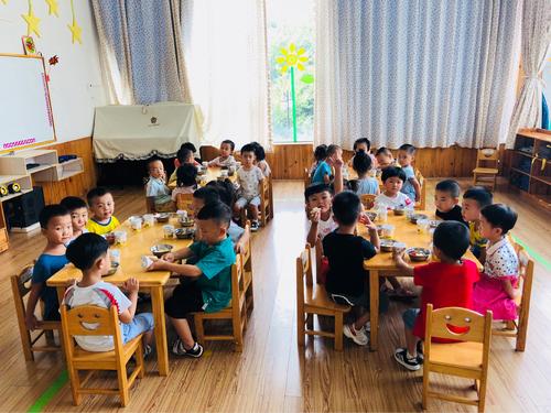 公立幼儿园不让孩子上学怎么处理,公立幼儿园可以春季入学么