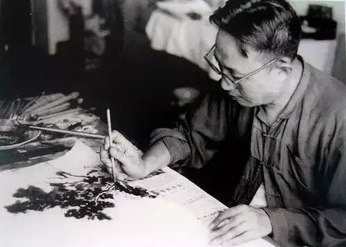 近现代维吾尔族人物画家,近现代画家谁的画最值钱