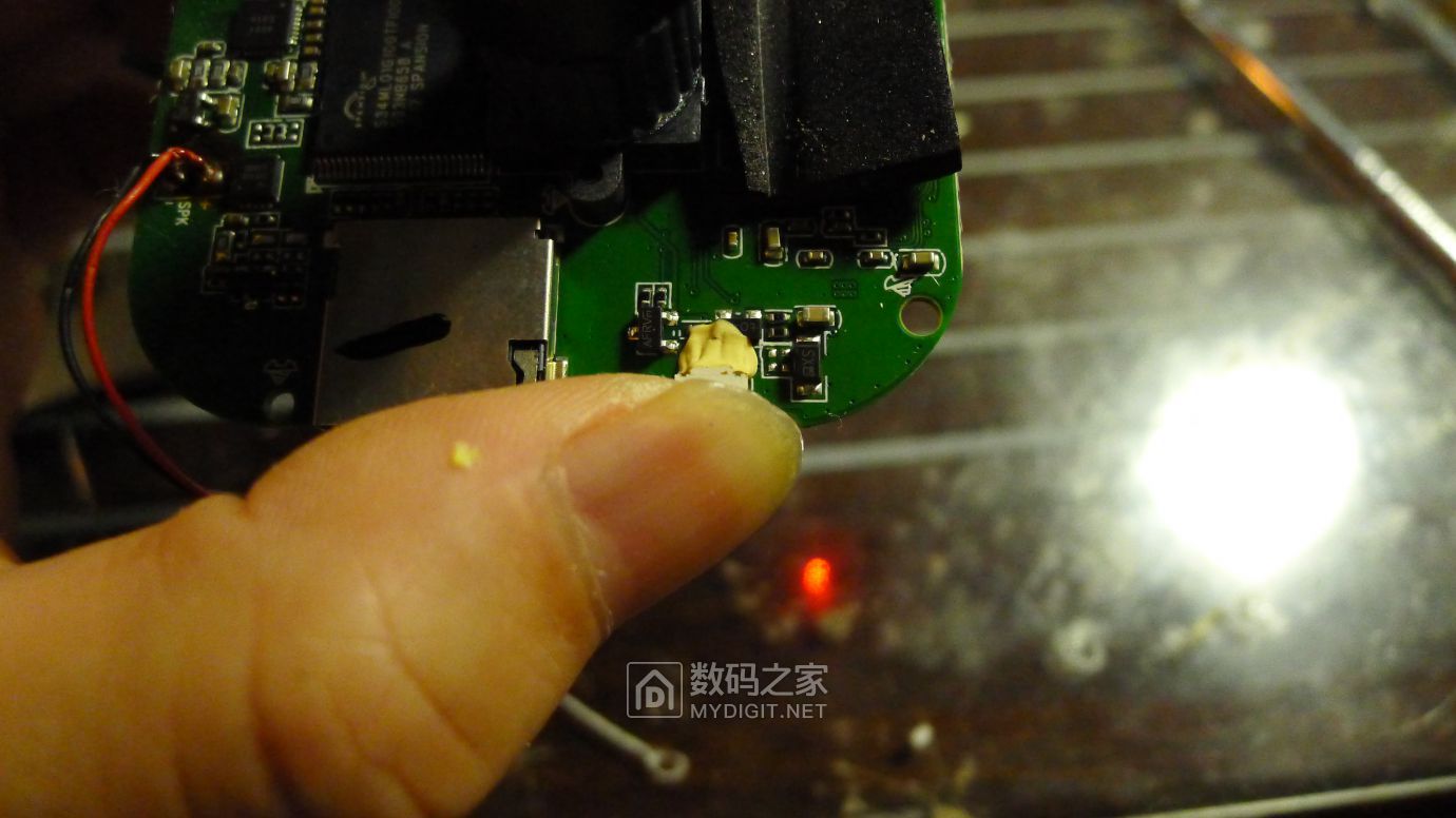 PAPAGO行车记录仪GoSafe535拆解，电源接反故障维修及思路分享