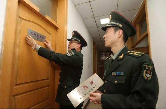 军队文职技术岗位真实收入待遇,军队文职工资高待遇好你怎么看