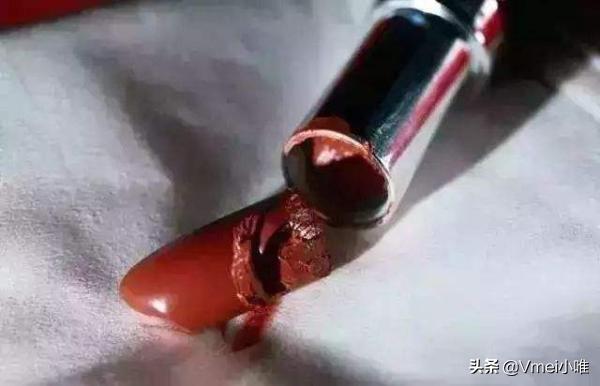 大牌口红过期了还可以用吗,快过期的口红有什么用